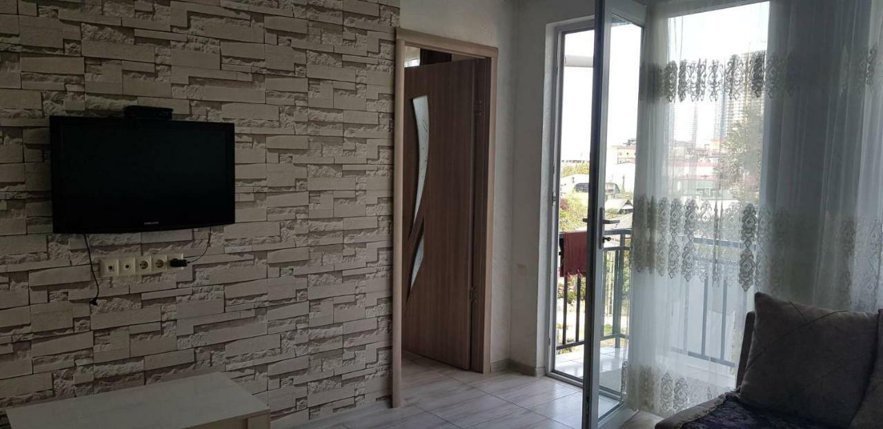 Appartement Bagrationi Street #200-14 à Batoumi Extérieur photo