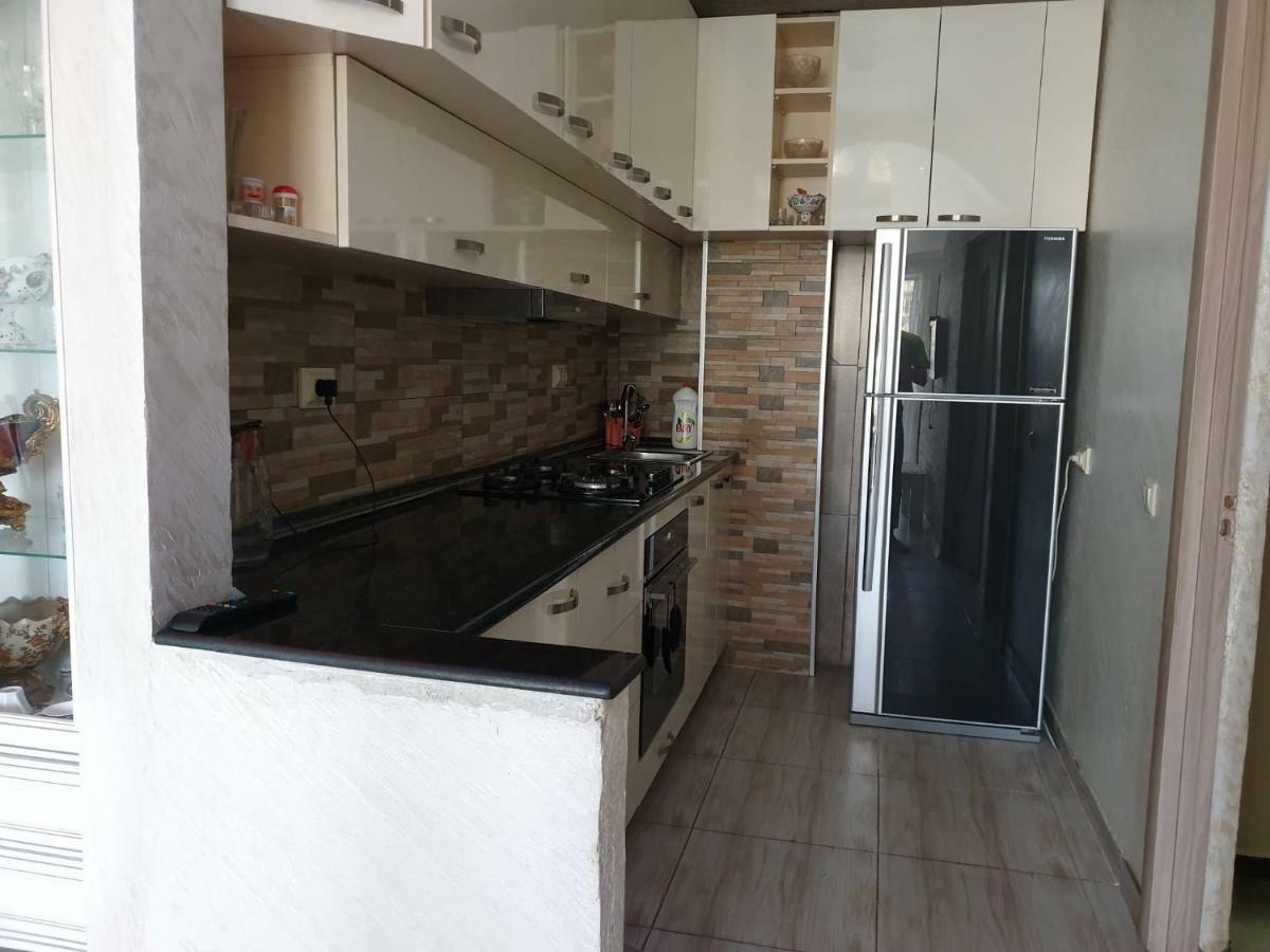 Appartement Bagrationi Street #200-14 à Batoumi Extérieur photo